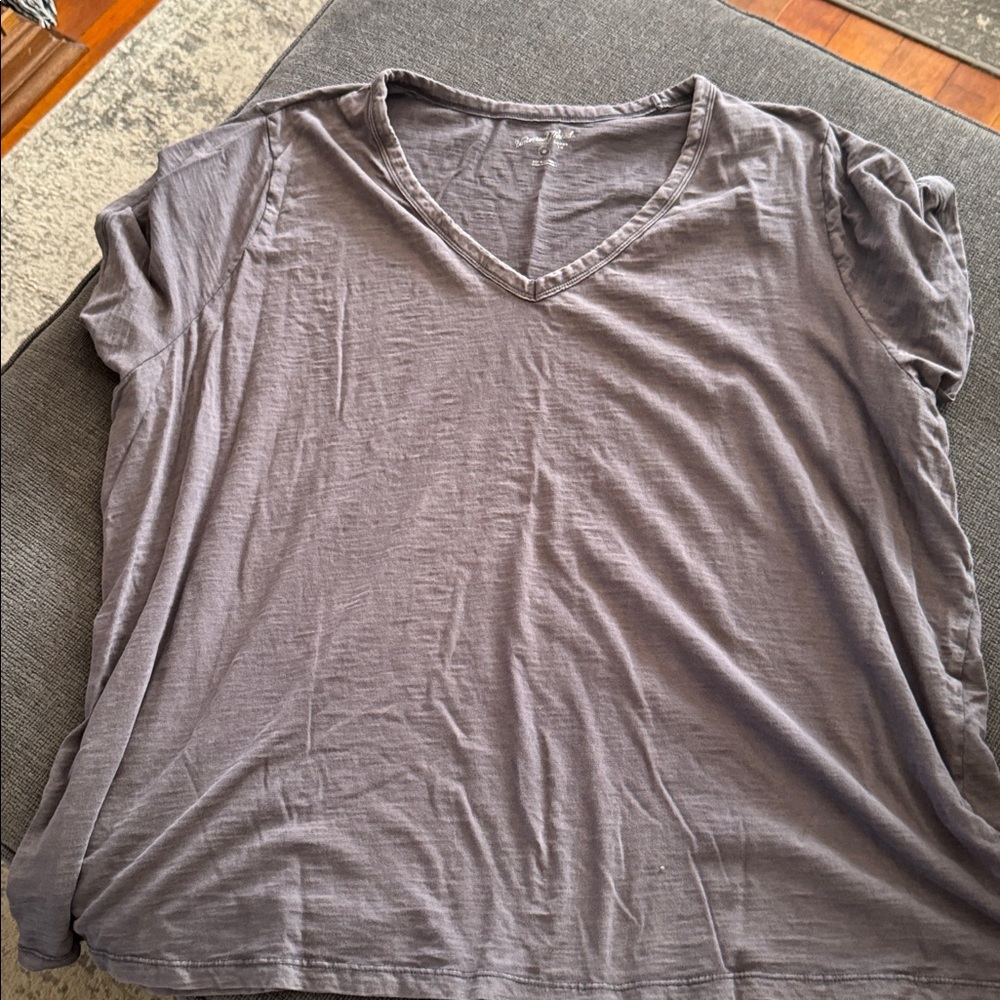 Universal Thread Distressed V-neck T-shirt Bundle of 3 shirts size 4X - Picture 2 of 5